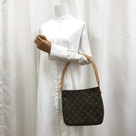 LOUIS VUITTON Monogram Looping MM M51146 Shoulder bag - Picture 16 of 16